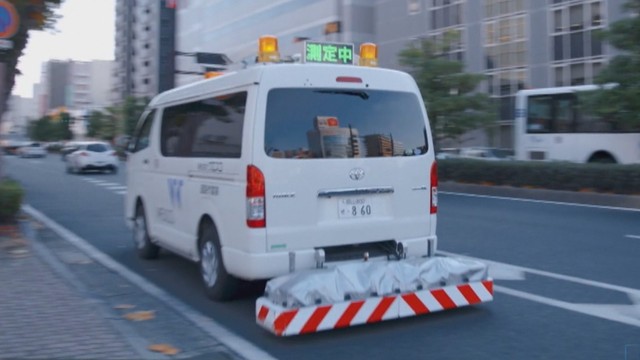 調査を行う専用車両　提供：ウエスコ