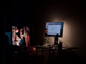 睡眠を削って深夜まで趣味に没頭。ストレス解消の代償は大きかった