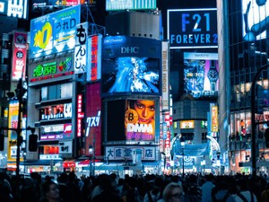 脱毛は義務か、それとも不要か。右往左往する「私の意識」