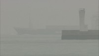 未明から濃霧　高松港に今年初の停船勧告