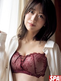 篠崎彩奈「週刊SPA!」（扶桑社）2025年12月9日号より＝撮影：武田敏将 ヘアメイク：原島未唯 スタイリング：樫田径奈 衣装協力：PUBLIC TOKYO Wild Lily PEAK&PINE