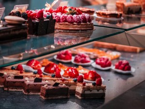 3回もクリスマスを迎えた洋菓子店。そのバイトは、充実した部活感覚