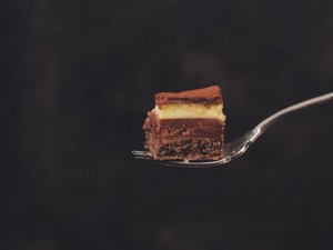 ケーキを2人で作ったバレンタイン。「うめえ」で乗り越える賞味期限