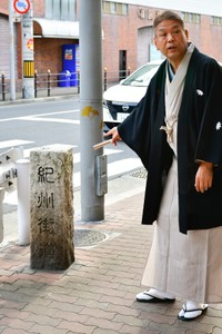 安立商店街は、大阪から住吉大社を経て和歌山へ向かう紀州街道の一部でした