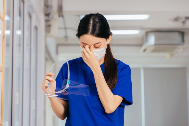看護師の約2割が「1年以内に退職を考えたことがある」と回答 ※画像はイメージです（twinsterphoto/stock.adobe.com/10