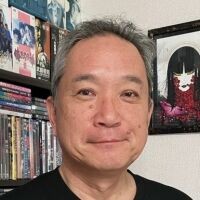 三津田信三さん「囁く逆婿」インタビュー　ホラーとミステリを融合し、過去を超え続ける