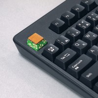 Escキーに装着されたこのカバーは…（ミチルさん提供）（ミチルさん提供）