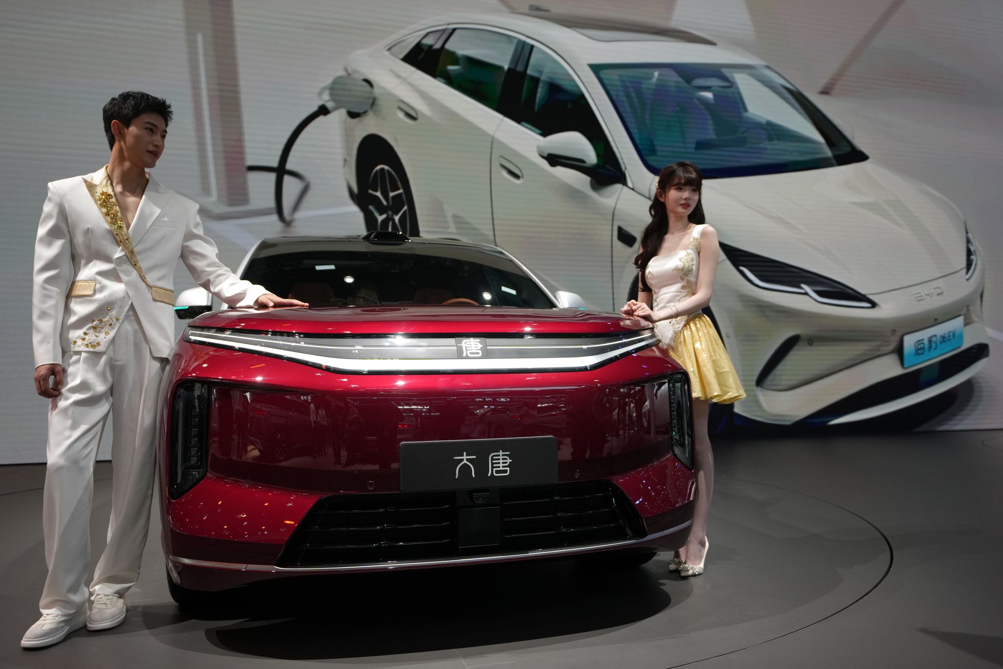 China s Passenger Car Exports Surge Nearly 85 In April As Domestic china-s-passenger-car-exports-surge-nearly-85-in-april-as-domestic