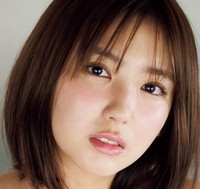 沢口愛華さん（撮影／土山大輔（TRON）　ヘアメイク／加藤志穂　スタイリング／柾木愛乃）