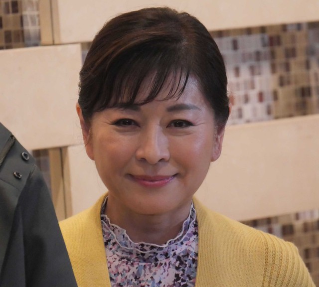 岡まゆみ＝2024年