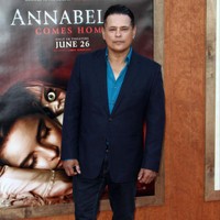 　レイモンド・クルス