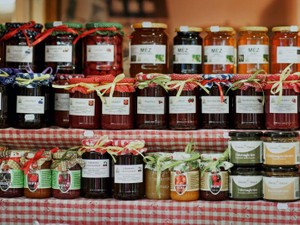 大切な時間の空気と温度をジャムのように、エッセイという瓶に詰める