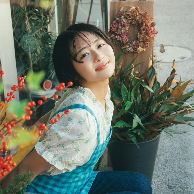 すみぽん（高倉菫）（撮影／東京佑　ヘアメイク／イワタユイナ　スタイリング／米丸友子）