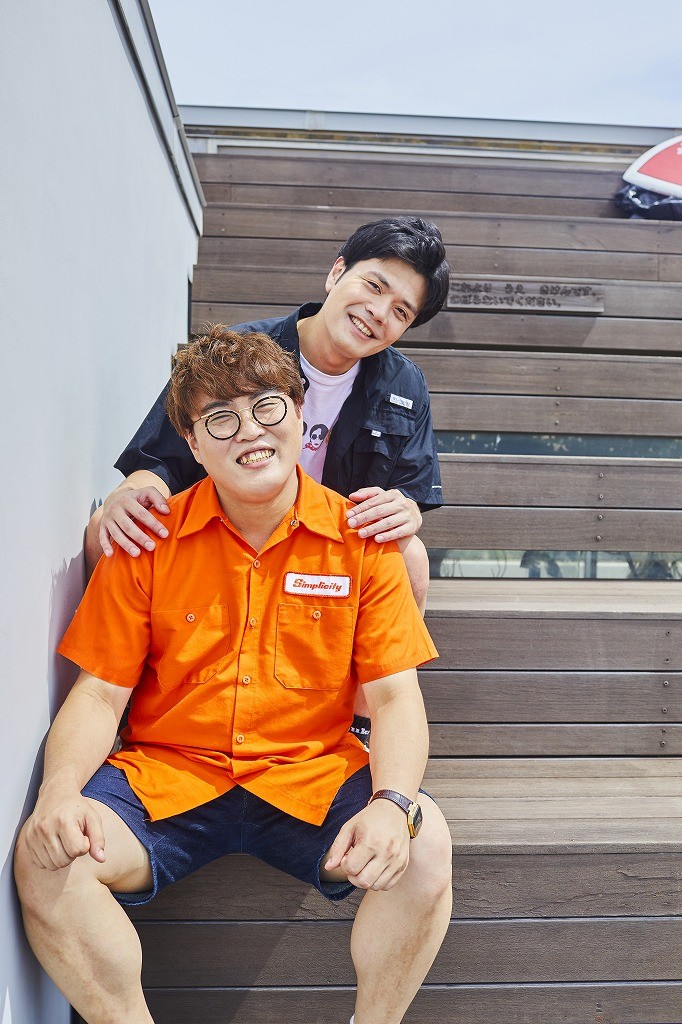 誰得？」「意味が分からない」…でもかわいく見えてくる？ お笑いコンビ