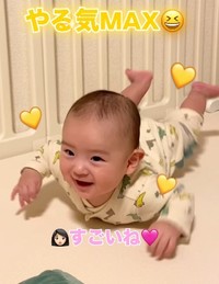 「やる気MAX！」ママに褒められてうれしそう♡（提供：＠ryogram_daysさん）

