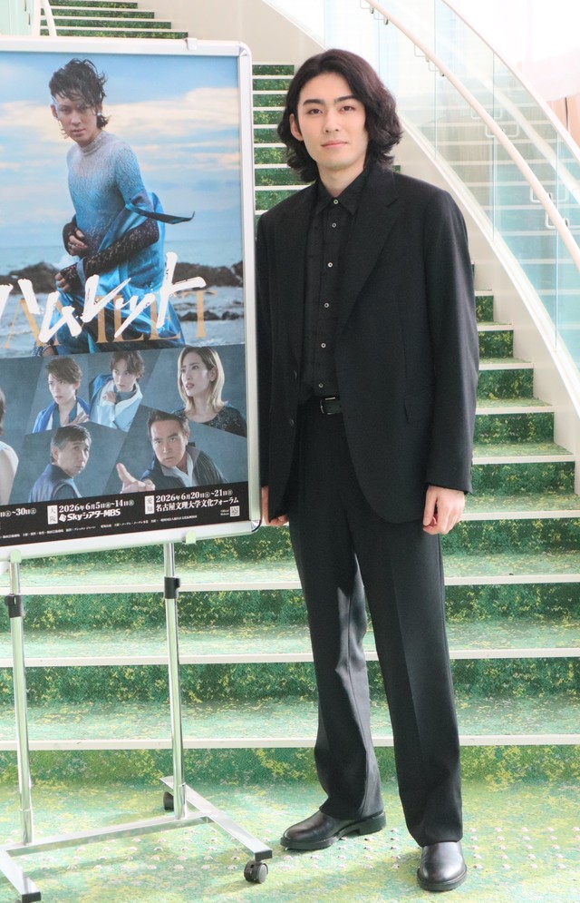「ハムレット」に挑戦する市川染五郎