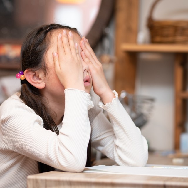 英語教室が最近イヤになってきた…　※画像はイメージです（hakase420/stock.adobe.com）