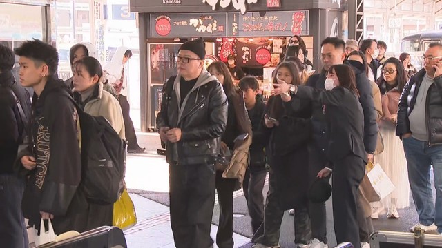 JR高松駅　午前11時すぎ