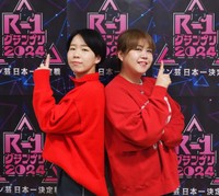 天才ピアニスト・竹内知咲（左）とますみ