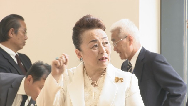 香川県直島のベネッセハウスミュージアムを訪問された寬仁親王妃信子さま