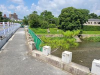 ８月３０日いよいよ北側歩道の工事が始まる