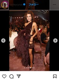 マイリー・サイラスのインスタグラム＠mileycyrusより