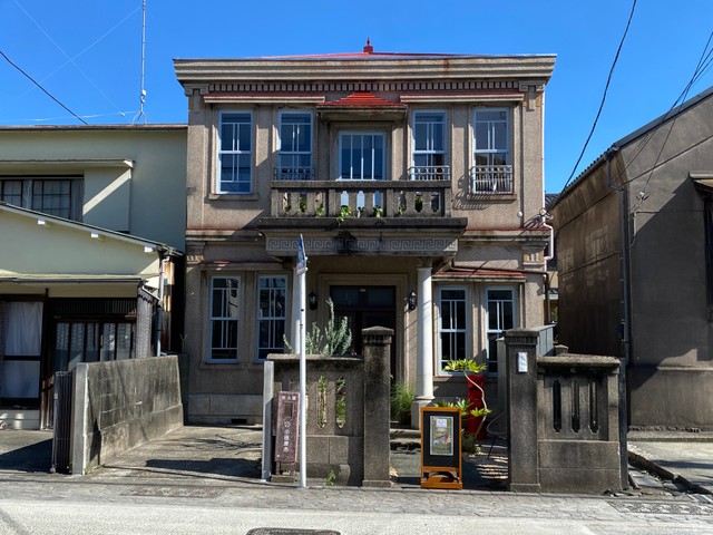 飯山さんがマスターを務める「薬膳喫茶KURA」