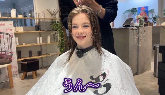 不安げな表情を浮かべるイロンさん／「P.S. Gemmie（ピーエス ジェミー）」（@psgemmie）提供