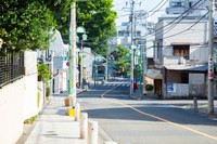 住みやすい街の様子※画像はイメージです（naoko/stock.adobe.com/）