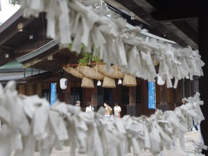 「腹痛止まれ」しか祈ってないのに結婚まで。出雲大社のすごいご利益