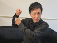 田村ツトムさん。侍スタイルじゃなくても二枚目です