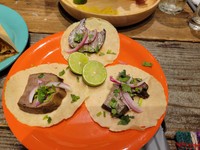 具材は厚切り牛タンを柔らかく煮込んだもの