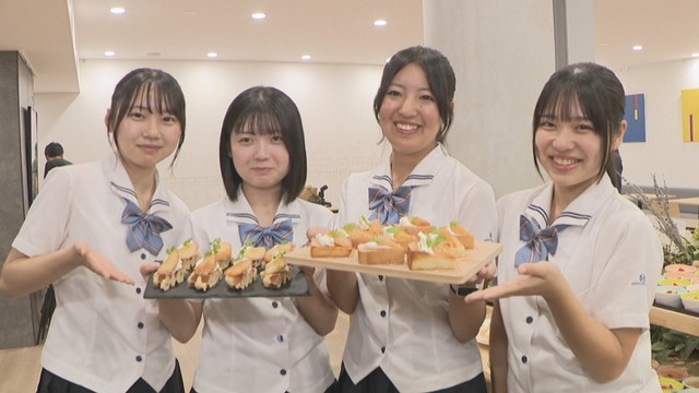 岡山県産の桃がたっぷり！約10種類のスイーツが県庁食堂で食べ放題　高校生考案の品も