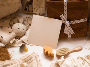 高校時代の友人から出産報告を受けた日、私は彼女をブロックした