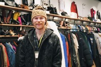 ニューヨーク・ソーホーにある「セカンドストリート」にて。ストアマネージャーを務めるパトリック・クラッカーさん