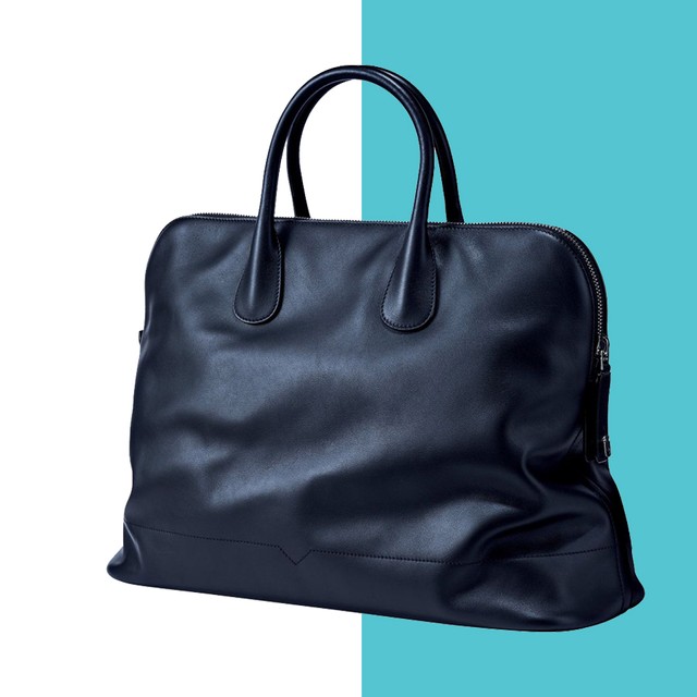 【SHOWCASE】<br>Briefcase<br>至極の革はなじみも抜群、常に一緒にいたくなる。