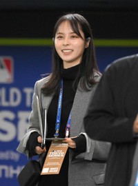 山本萩子アナウンサー（2025年撮影）