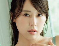 『音羽美奈ファースト写真集　かなでる。』（双葉社・撮影/鈴木ゴータ　プロデュース/松浦健一）