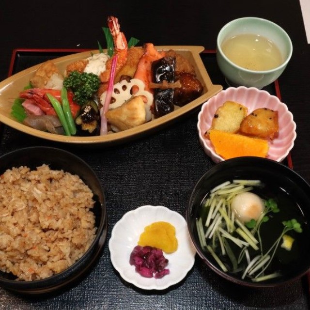 西大寺高生が考案した定食「西大寺廻船馳走」