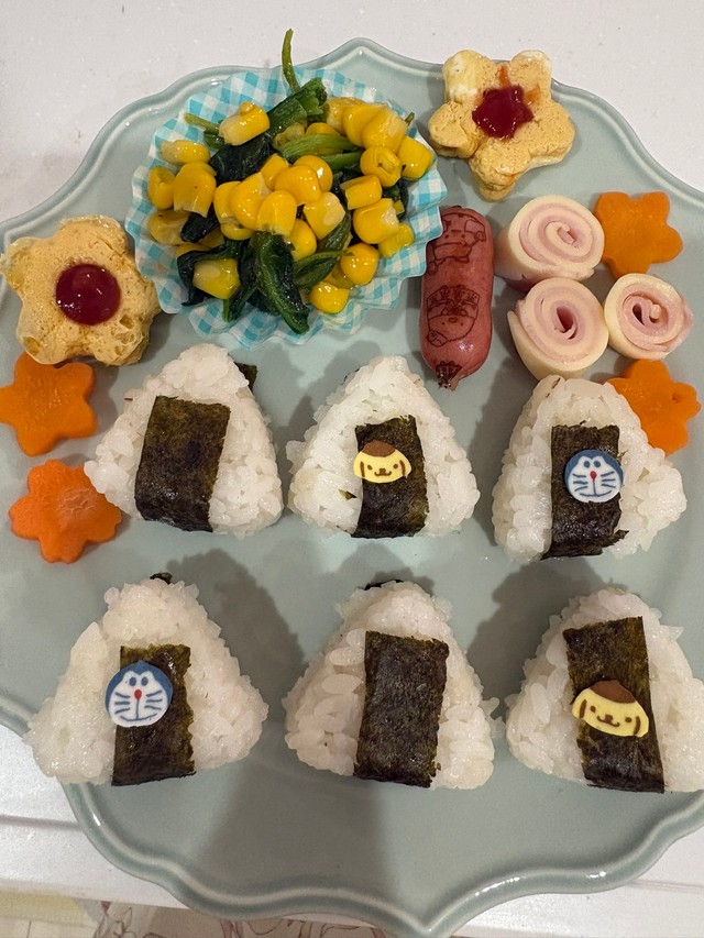 日々、子供のために愛情のこもった食事を作るかほさん（かほさん提供）