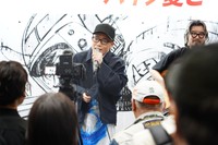 「東京モーターサイクルショー2026」に登場した虹色侍・ずま