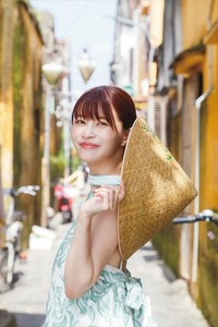 岸明日香の写真集『Trajectory』（撮影：榊原裕一、ワニブックス）のイメージカット