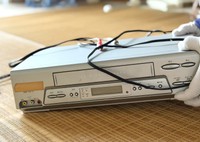 VHSデッキ※画像はイメージです（smile/stock.adobe.com）