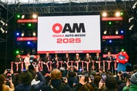 10時からのオープニングセレモニー、テープカットが行われました