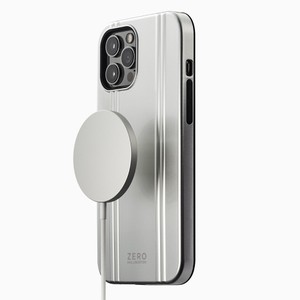 さりげなく個性を演出！ゼロハリバートンより、待望のiPhone 12 pro MAX対応ケースが登場。