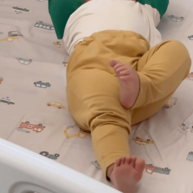 のびーーっ！そろそろママ呼ぶか〜（提供：@arara_norararaさん）