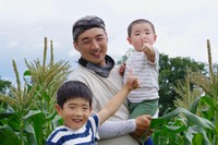 地方移住を検討し始めた「きっかけ」は？　※画像はイメージです（琢也 栂/stock.adobe.com）