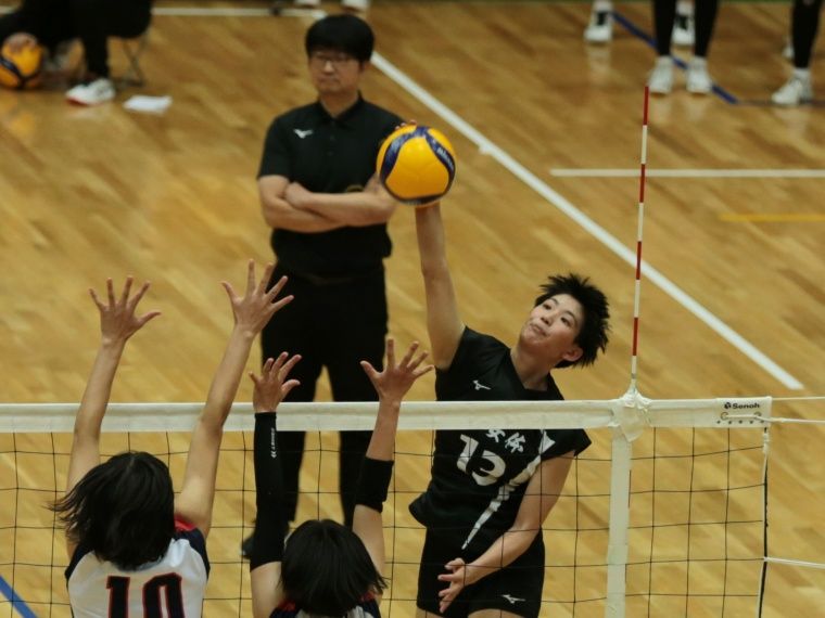 バレー - 東京女子体育大学が攻守の強化で春秋リーグを連覇 総力戦で