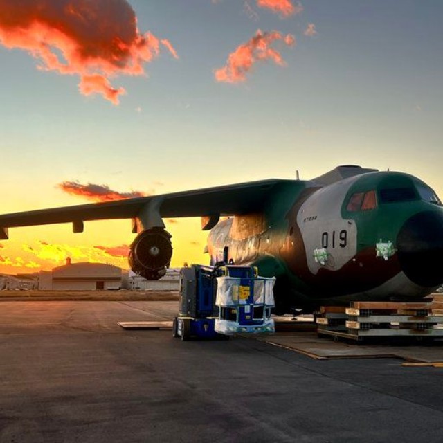 約５０年間も日本の航空輸送の主力であり、災害派遣等でも 活躍したC１／航空自衛隊入間基地　公式X