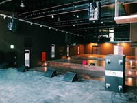 7月にグランドオープンしたTAKARA OSAKA。スタンディングなら800人規模の動員キャパシティ